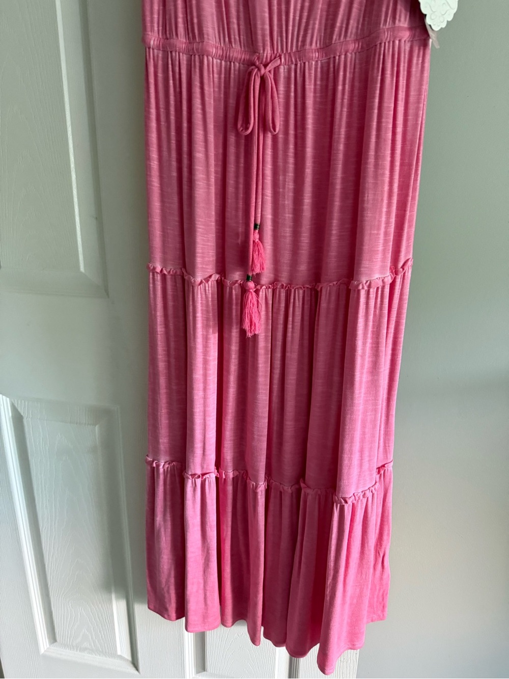 🏷️ NWT Knox Rose Pink Tiered Maxi Dress with Tassels size medium - Picture 2 of 4
